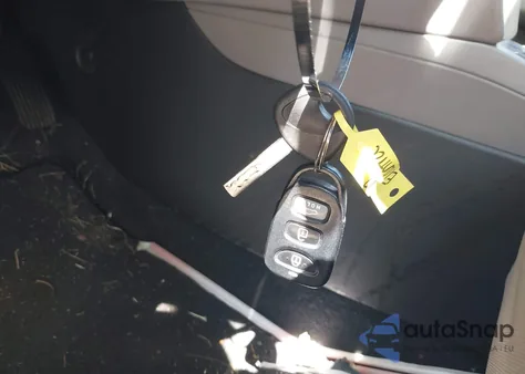 2017 Hyundai Elantra Se z USA, uszkodzony, nr VIN KMHD84LF8HU189644